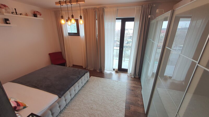 Casa de vanzare mobilata si utilata, 15 minute de metrou Berceni