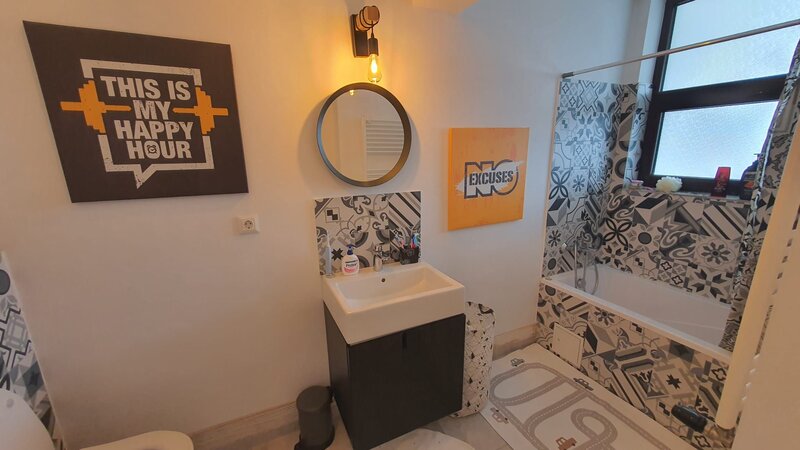 Casa de vanzare mobilata si utilata, 15 minute de metrou Berceni